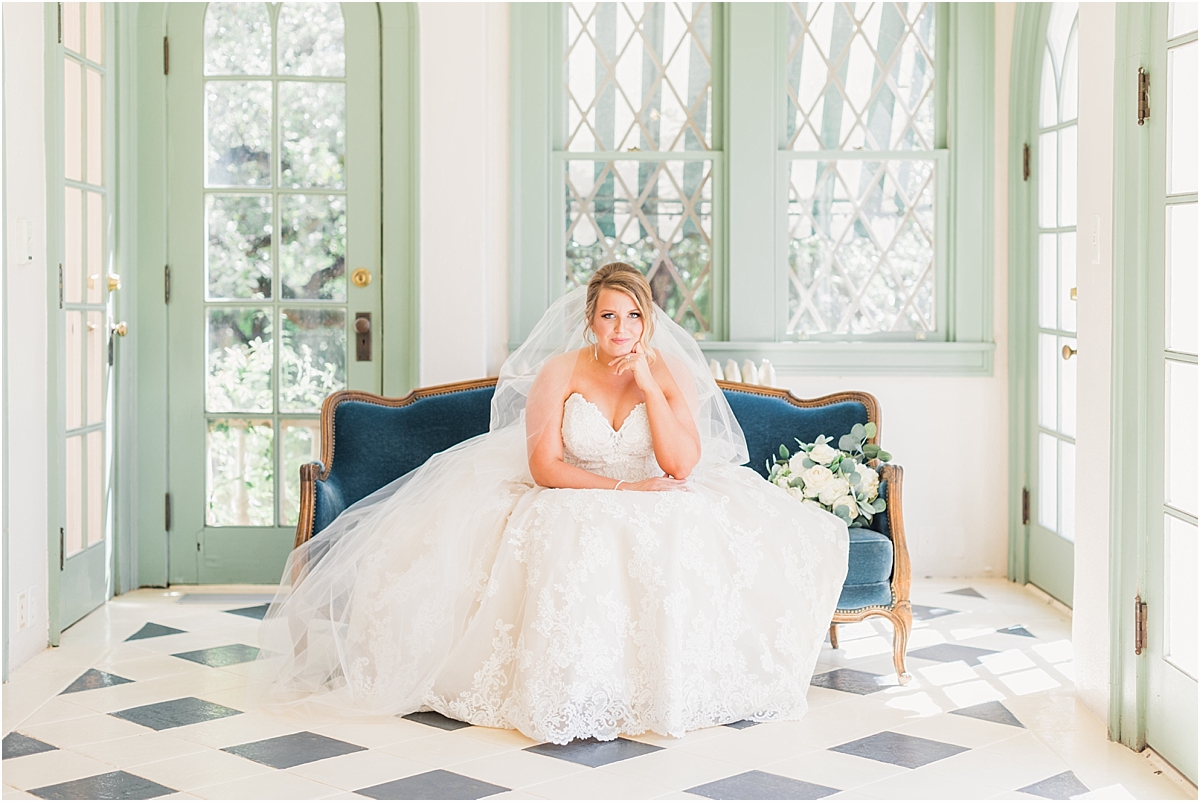 Laguna Gloria Bridal session, bride portraits, Southern Wedding, Wedding Photographer, Wedding Photography, ATX, Austin Texas, Holly Marie Photography