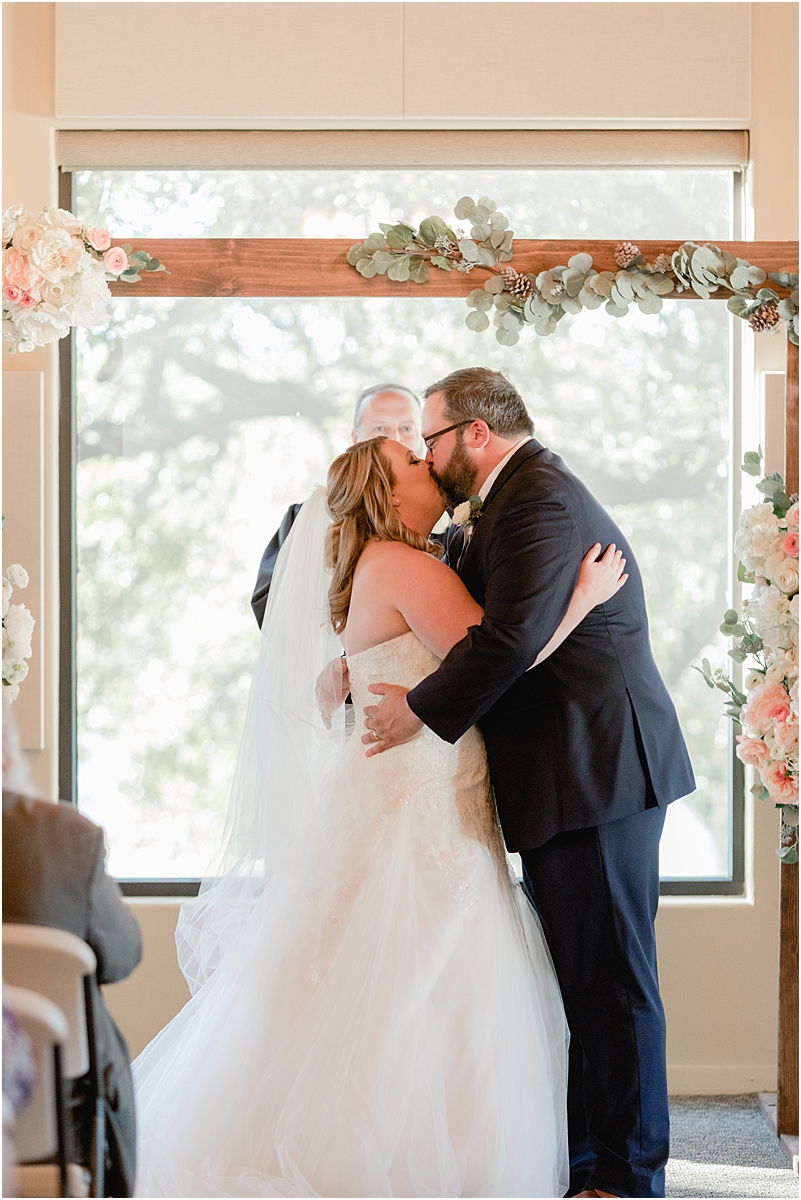 Horseshoe Bay Texas Wedding, Austin Wedding, Quail Point Lodge, January Wedding, Austin Texas, Wedding Photographer, Wedding Photography, ATX, Holly Marie Photography, Winter Wedding, Wedding Inspiration