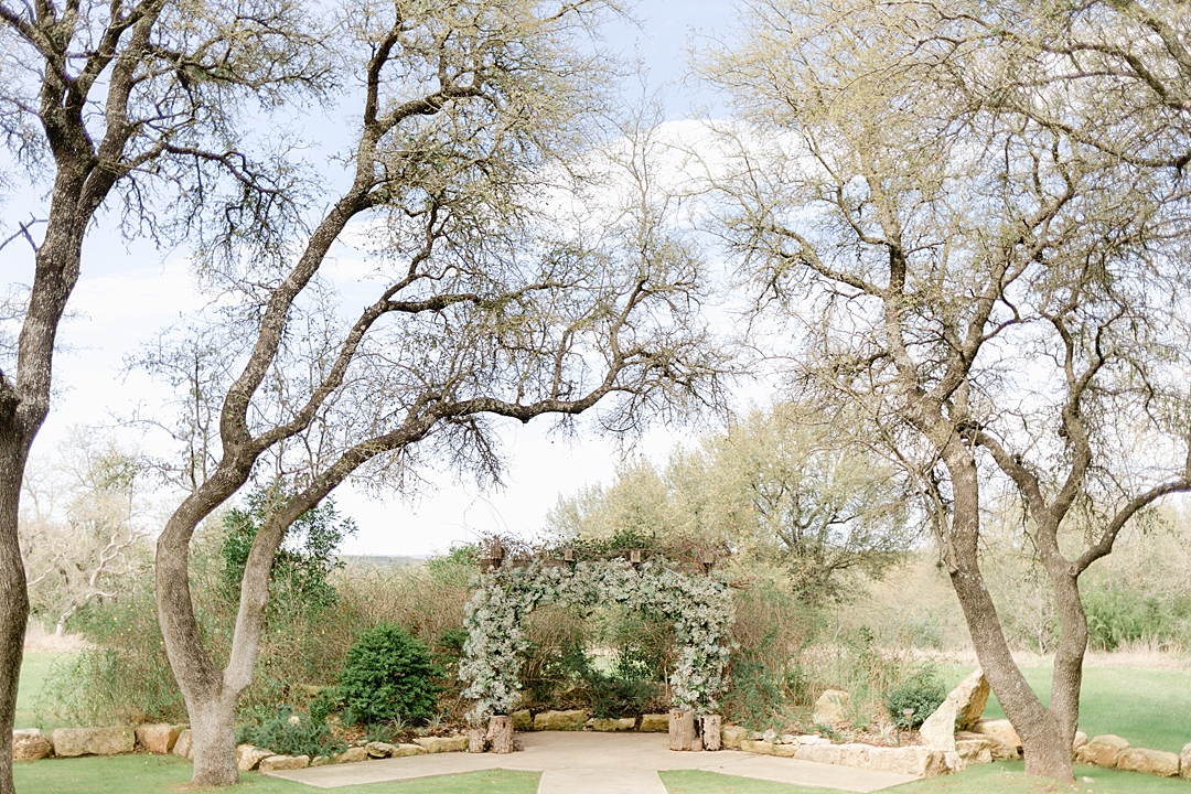 "Not to be cheesy, but everything just made sense.” This Vista West Ranch wedding features the sweetest love story!! Click through to read more!