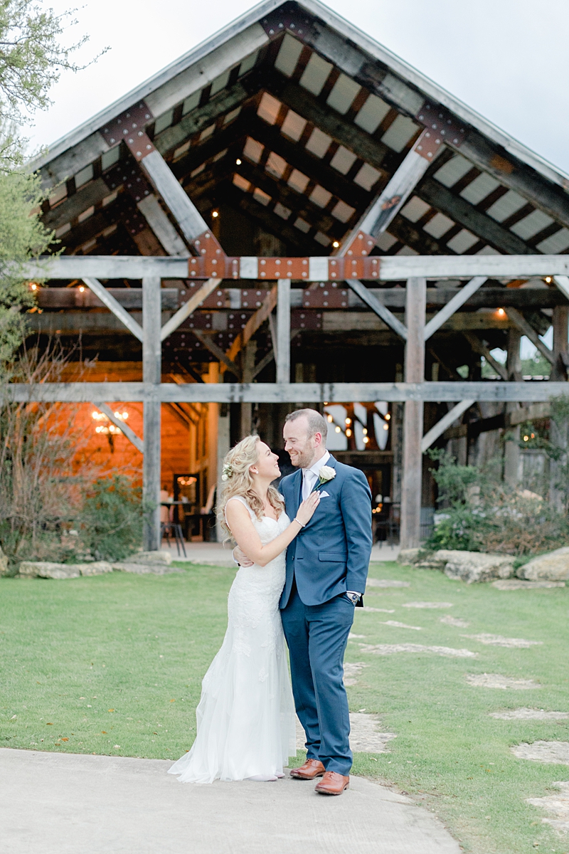So many handpicked, thoughtful details here in and around the barn at The Creek Haus. Click through to see the most perfect wedding day!