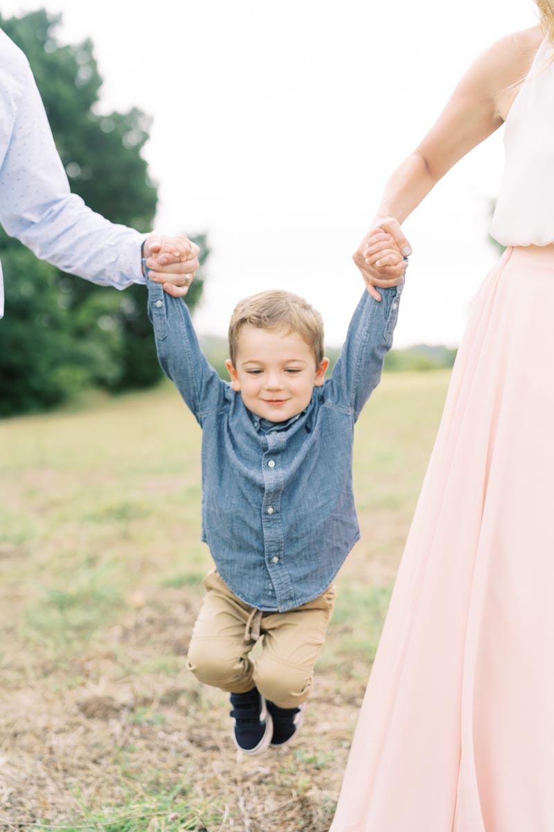 If there were ever a perfect South Austin Family Session, this would be it! I love their family session outfits, even little Hayden who is almost 3!