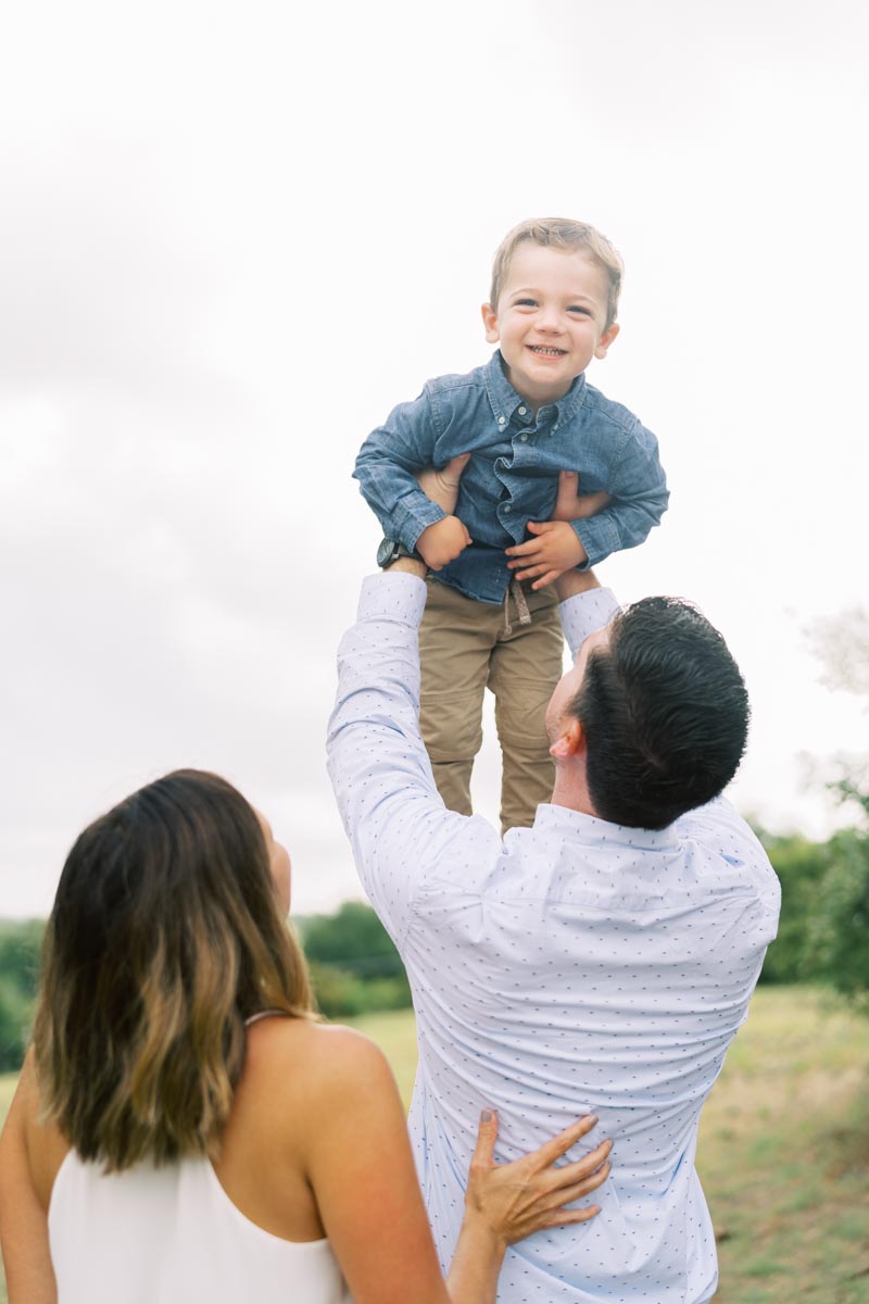 If there were ever a perfect South Austin Family Session, this would be it! I love their family session outfits, even little Hayden who is almost 3!