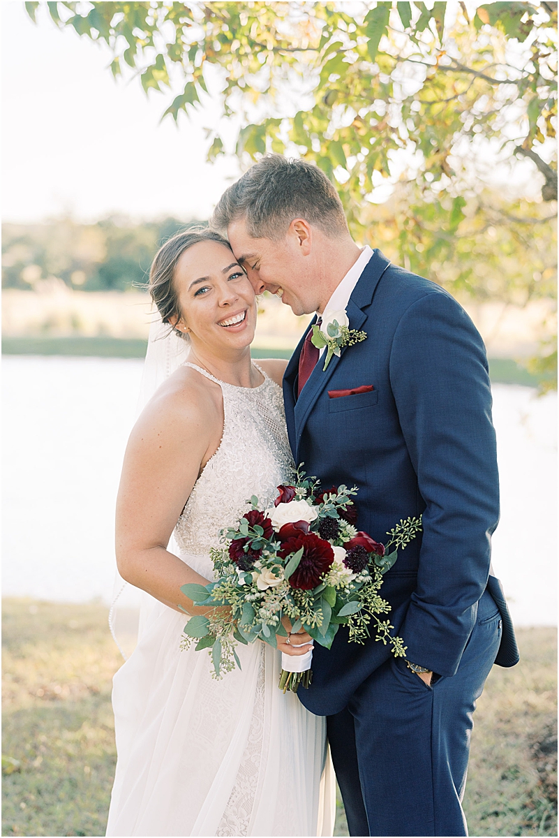 This bright beautiful fall wedding at Pecan Springs Ranch had two of my favorite wedding moments ever!! Let me tell you all about them!