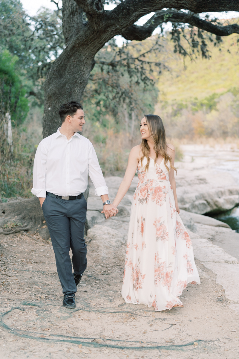 This Bull Creek engagement session was right at sunset! Jac and Kyle were so adorable! They are engagement session outfit inspiration!