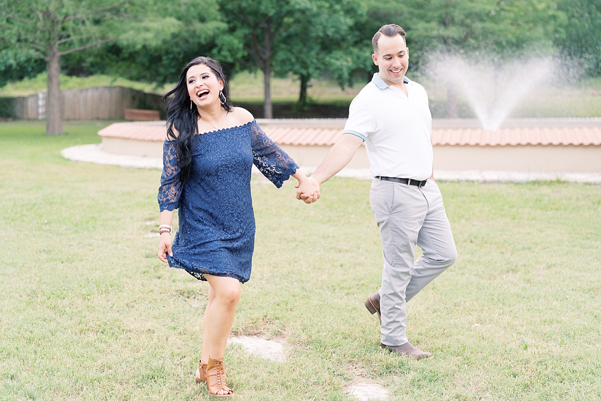 YES you should have your engagement session at your wedding venue! You chose it for a reason right? This La Bonne Vie Ranch engagement session is proof ! Located in Fredericksburg, Texas!