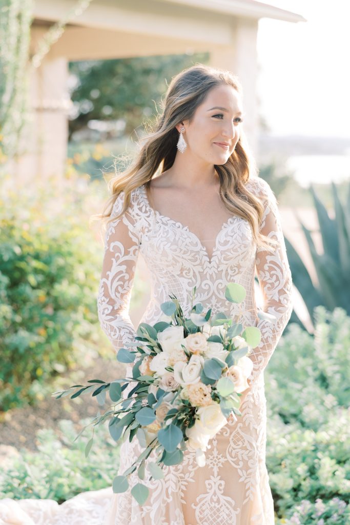 Bridal Session at Vintage Villas | Holly Marie Photography