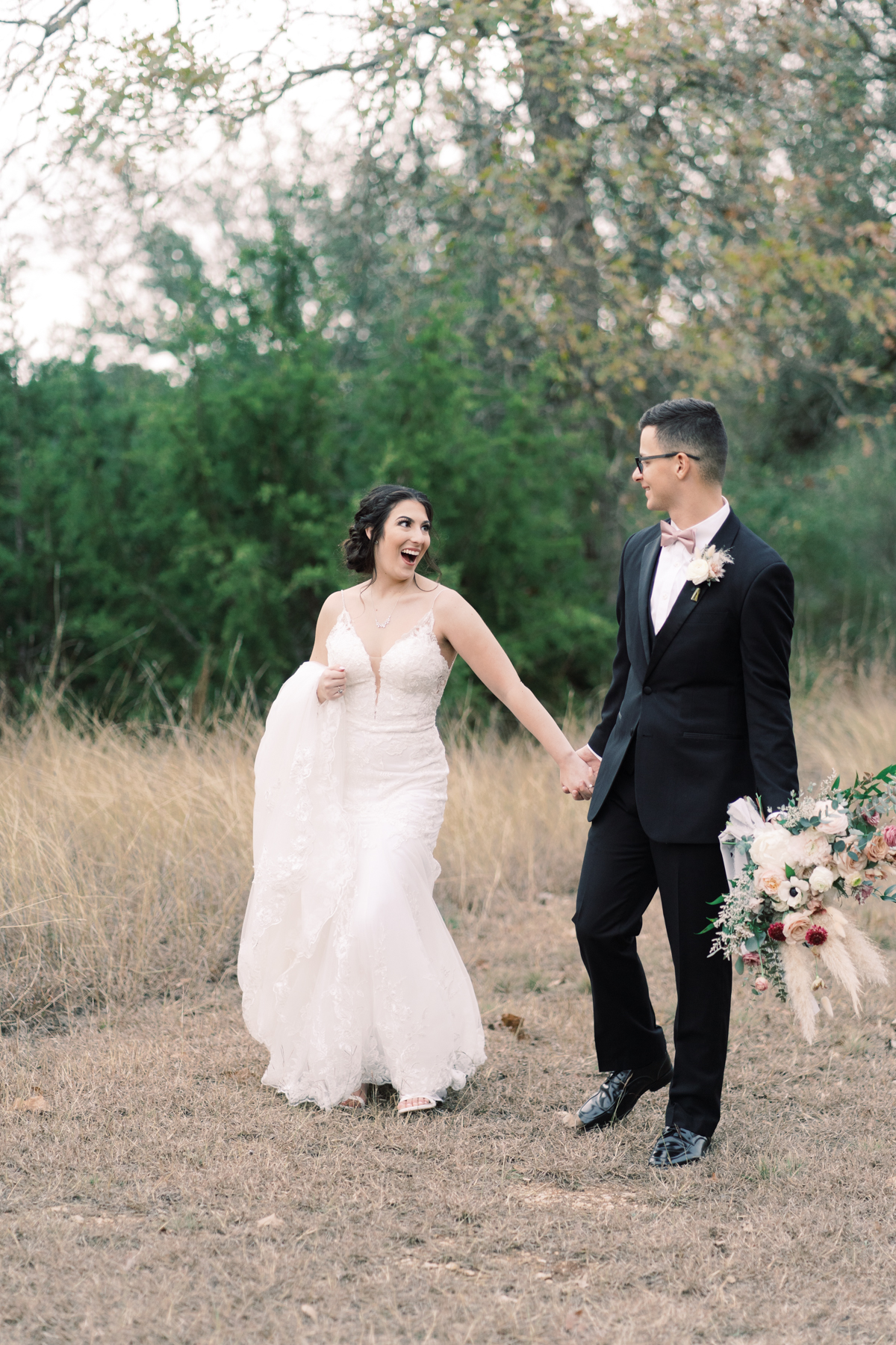 This gorgeous wedding day at Vista West Ranch features a perfect fall pallet, gorgeous florals from Whim Hospitality, and the sweetest couple!