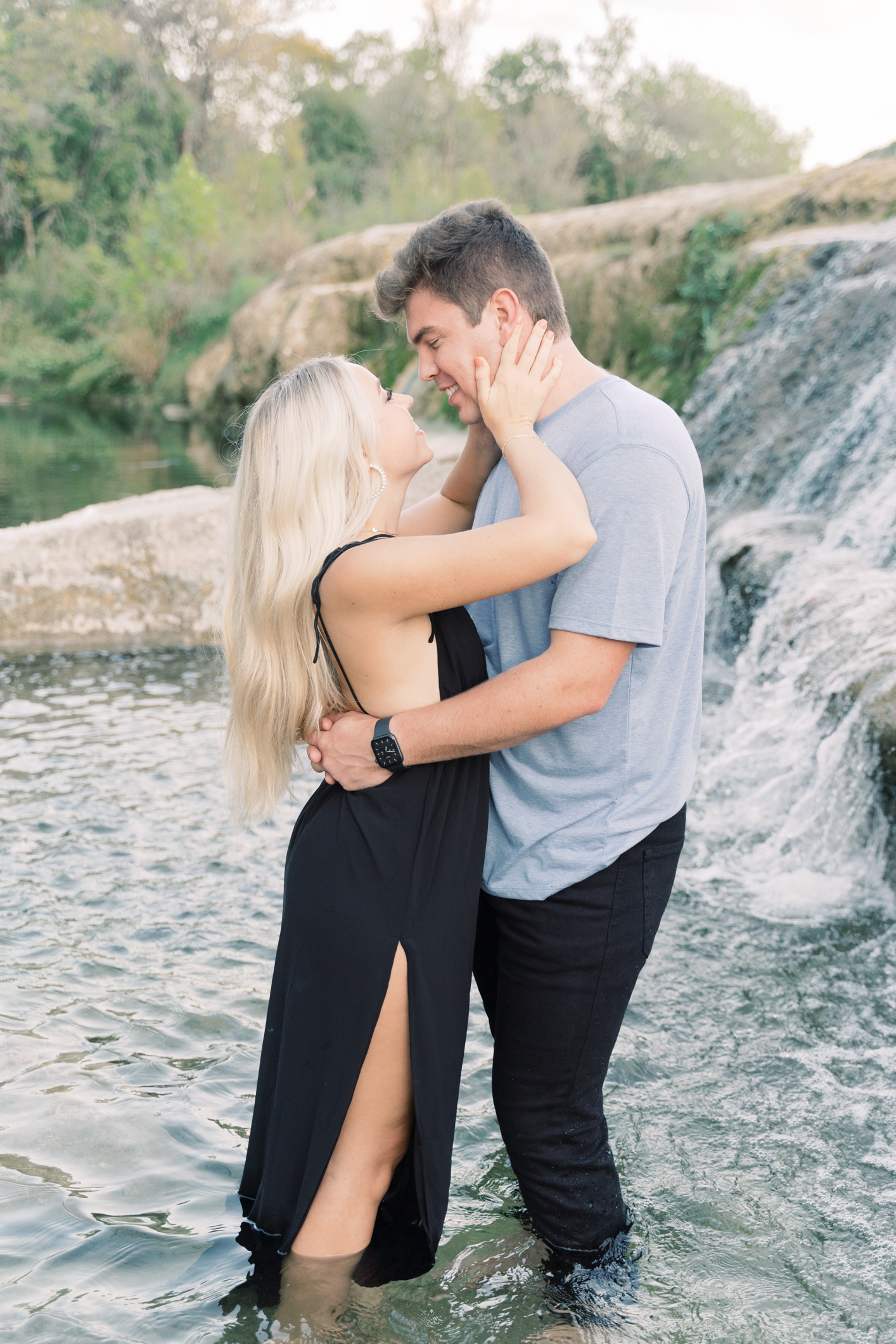 Pro tip for the very coolest (literally) Austin, Texas engagement session: get in the water!! You have to see how dreamy this session is!