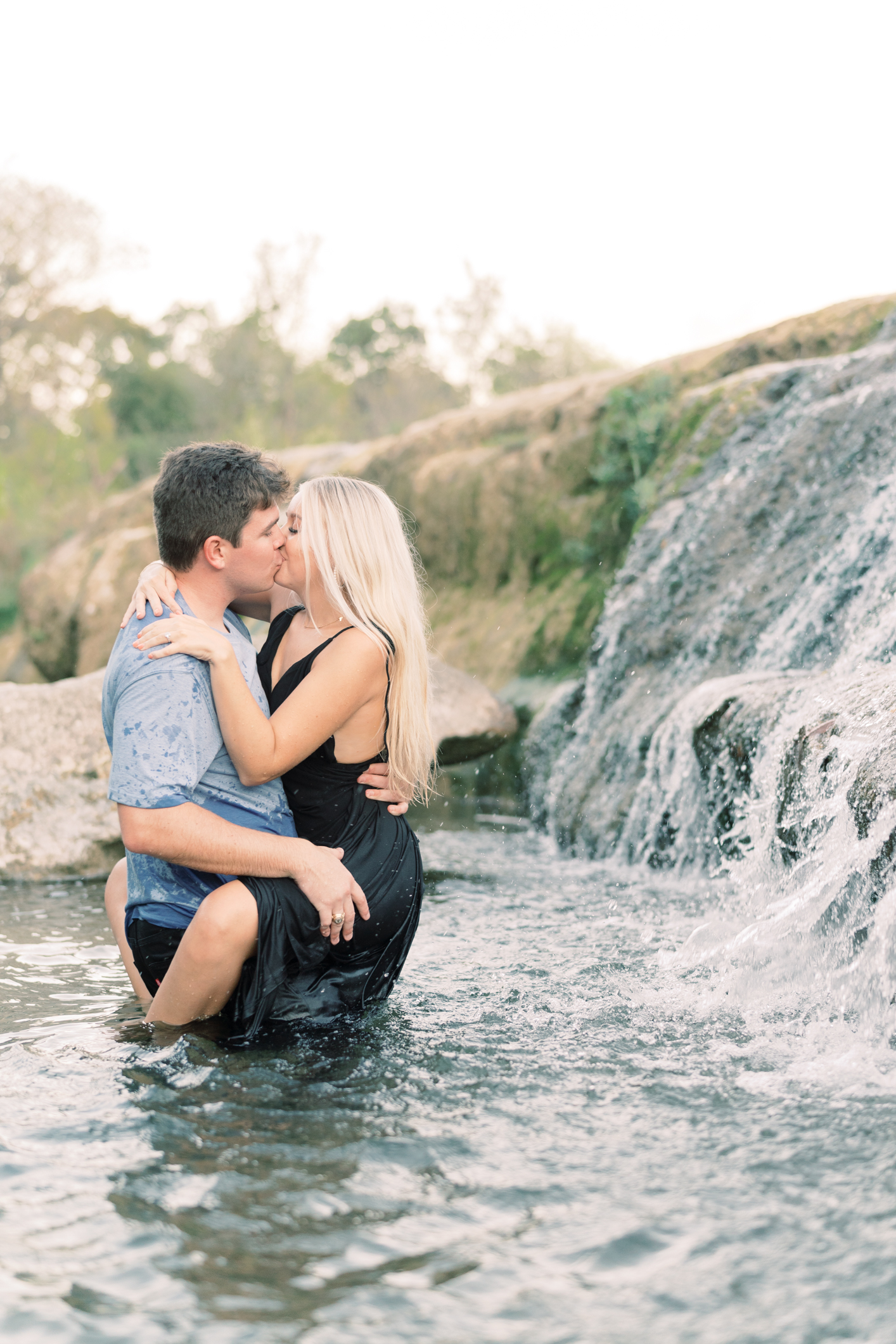 Pro tip for the very coolest (literally) Austin, Texas engagement session: get in the water!! You have to see how dreamy this session is!