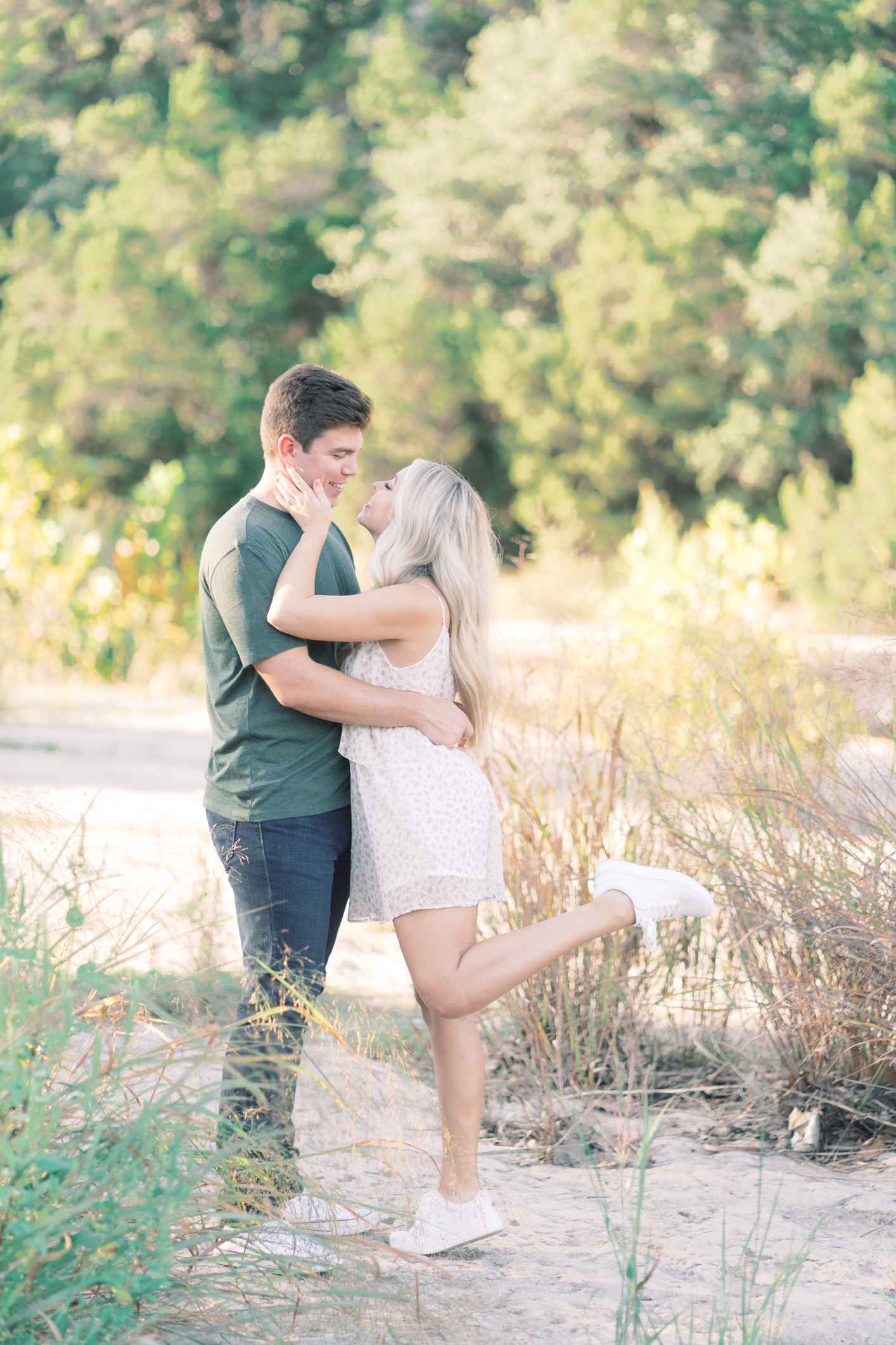 Pro tip for the very coolest (literally) Austin, Texas engagement session: get in the water!! You have to see how dreamy this session is!