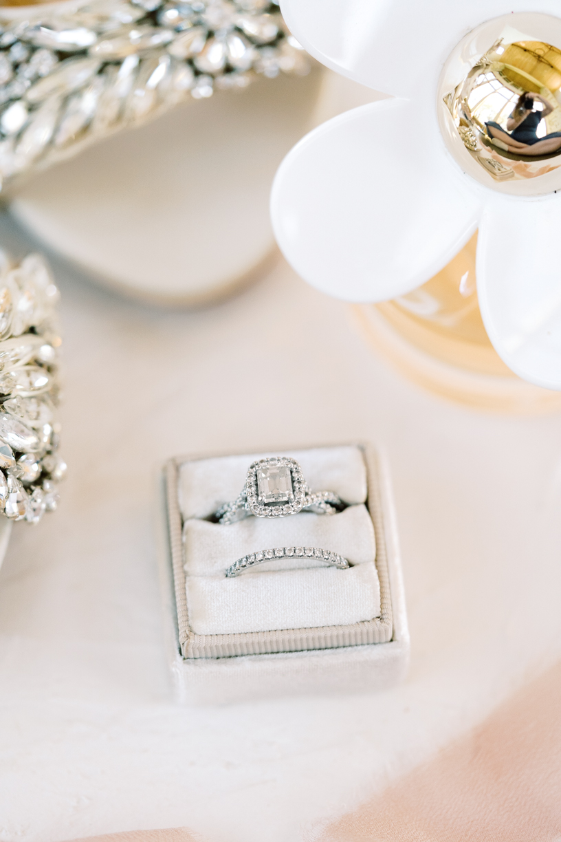 Gorgeous Badgley Mischka Bridal shoes! Friends, it could not have been a more gorgeous day at Amanda & Austin's Canyonwood Ridge wedding day! You have to see!