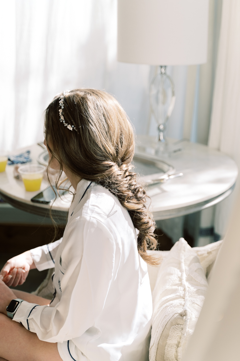 The bridal suite at Canyonwood Ridge has the most gorgeous light! Friends, it could not have been a more gorgeous day at Amanda & Austin's Canyonwood Ridge wedding day! You have to see!